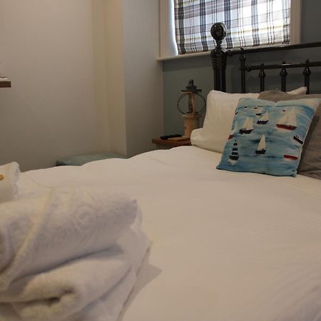 ヴェントナー The White Lion Bed & Breakfast エクステリア 写真