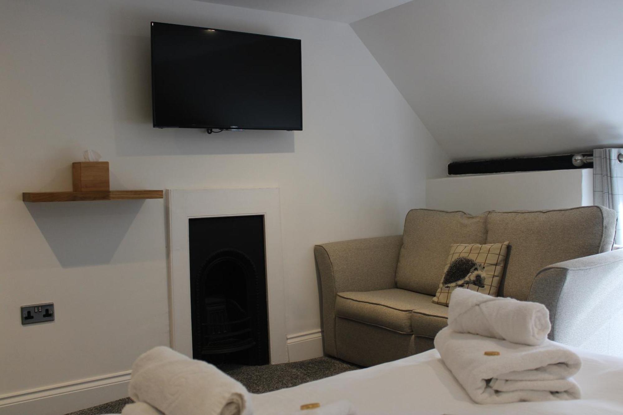 ヴェントナー The White Lion Bed & Breakfast エクステリア 写真